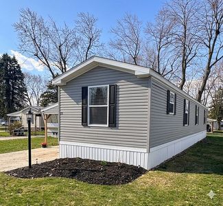 25 Oak Ln