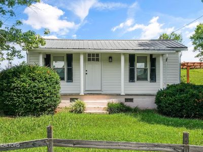 121 Green Rd