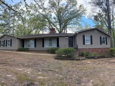 3115 N Hills Blvd