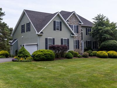 130 Hylan Ter