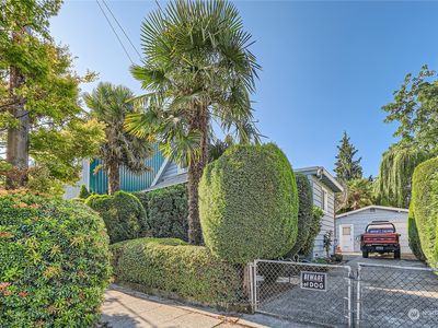 749 S Elmgrove Street