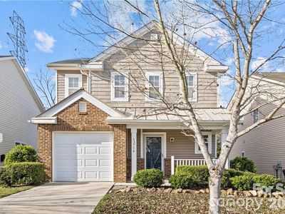 13716 Riding Hill Ave
