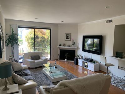 2175 S Beverly Glen Blvd APT 209