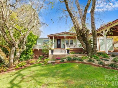 12 Timbers Edge Ln