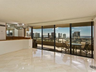 1221 Victoria St APT 2604