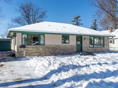 920 South 16TH AVENUE