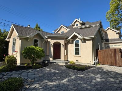 3423 Ashton Ct