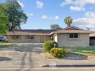 105 Robin St