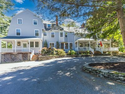 11 Sentry Hill Road