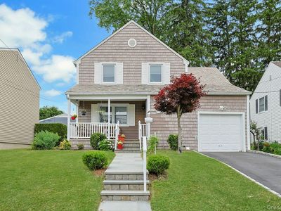 84 Lawrence Place