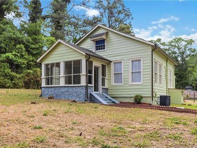 302 Fayetteville Rd