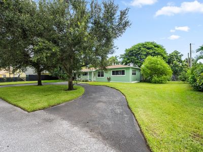 6400 Carambola Circle