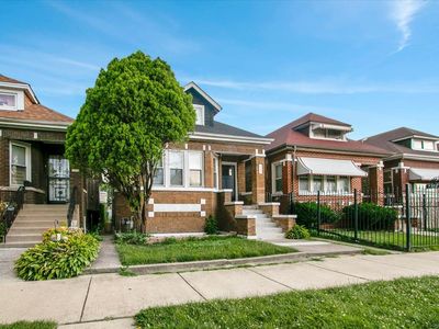 7320 S Oakley Ave