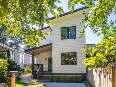 219 Gibson St SE