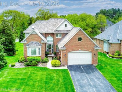 7490 Pine Vista Dr