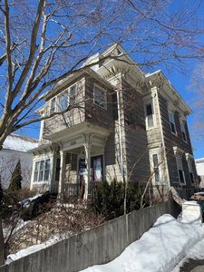 22 Park St
