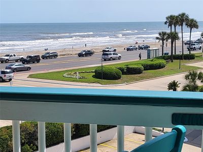 6102 Seawall Blvd #306