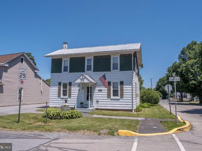 306 Centre St