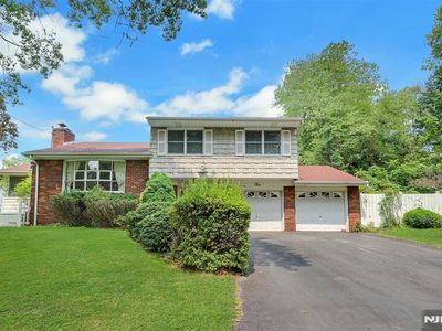 2 Waldron Pl