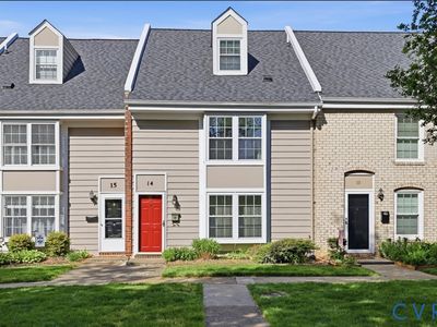 14 Skipwith Green Cir