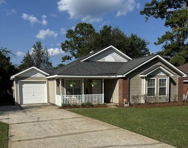 2901 Stonewater Dr