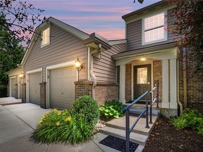 6110 Oakbridge Way APT 201