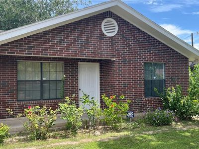 803 E Los Torritos St