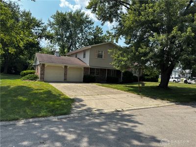 701 Rosamond Dr