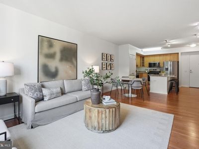 440 L St NW Unit 809