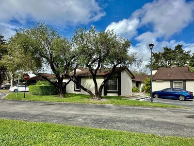 14925 SW 48th Ter #20H