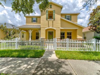 2463 LACERTA DRIVE