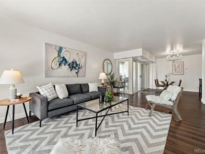 1223 Race Street #302