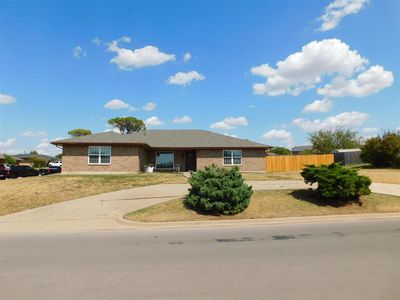 216 SW Crystal Hills Dr