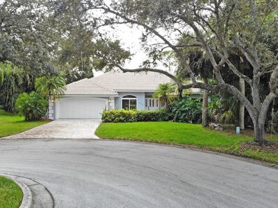 470 SW Sanctuary Place