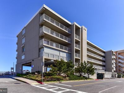 13908 Wight St APT 207