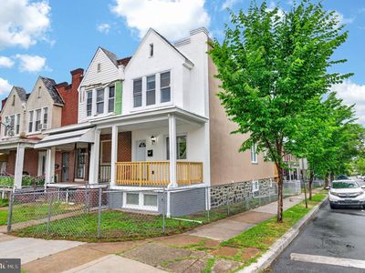 1122 Bonaparte Ave