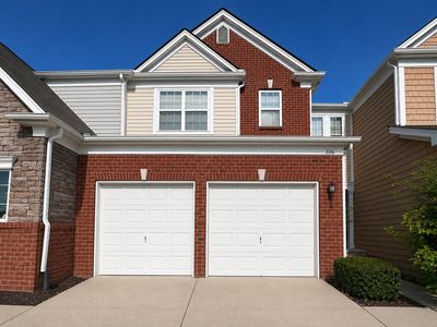 306 Shady Creek Ln