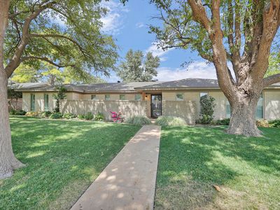 2808 Stutz Dr