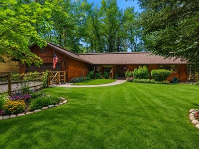 341 Della Vista Dr