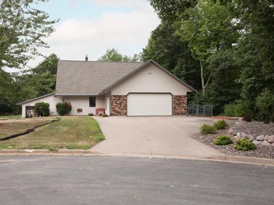 2707 Cherry Blossom Ln