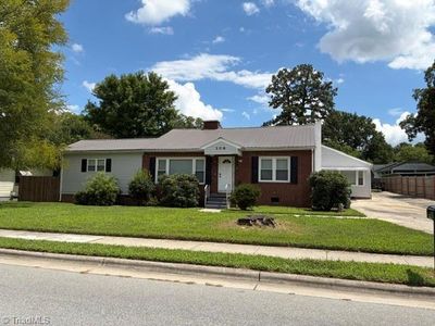 306 Oakview Rd