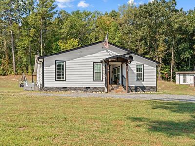 572 Lee Joan Dr NW