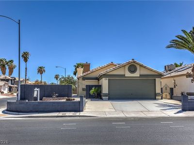 5783 Ballinger Dr