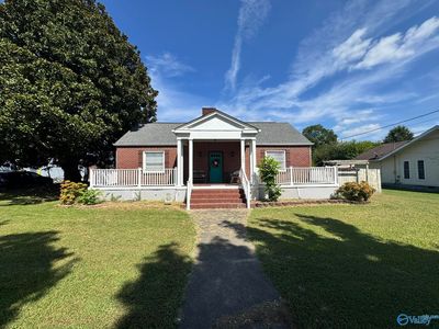 300 E McCord Ave