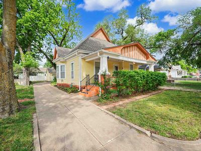 242 S 9th St