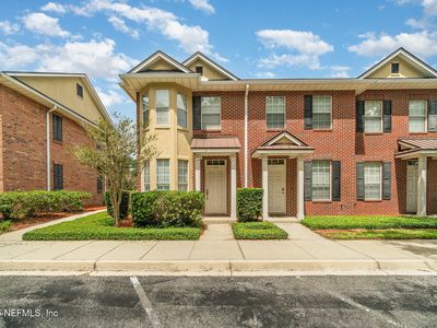 1512 FIELDVIEW Drive