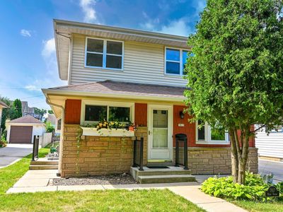 7817 W Mt. Vernon AVENUE