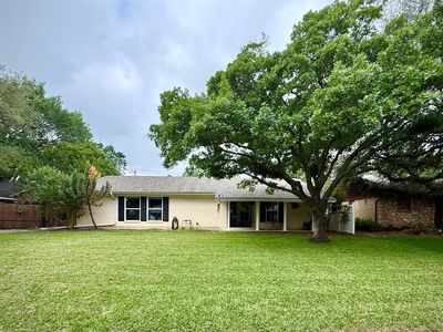 1206 Mildred Ln