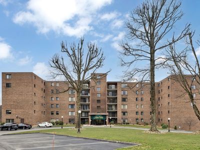 3 Alta Vita Dr APT 608