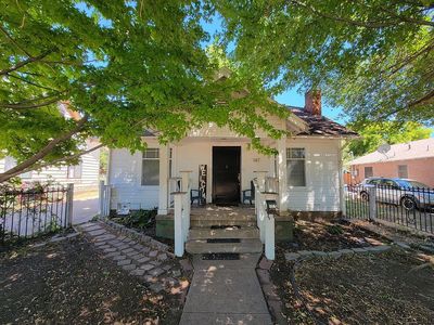 147 S G St